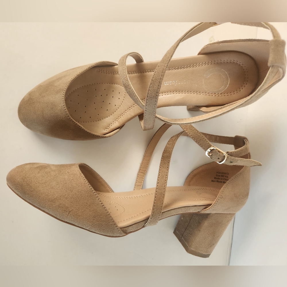 Womens Foster Tru Comfort Foam Almond Toe Block Heel Pumps Size 8.5
